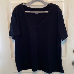 AVA & VIV womens Black V-neck 2X T-shirt EUC